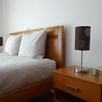 홈스테이 Quartos, Solar Da Sao *